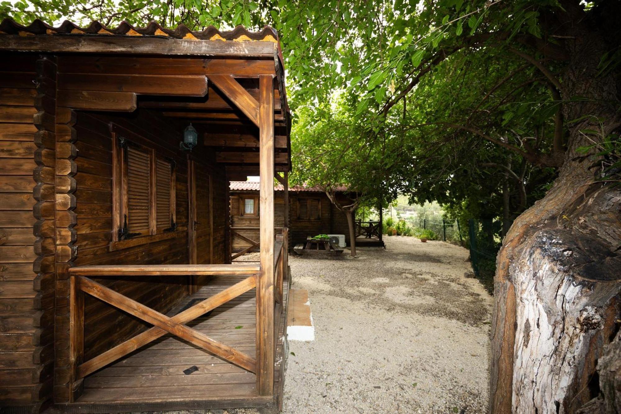 Cabanas Rurales - Las Taneas Yeste Kültér fotó
